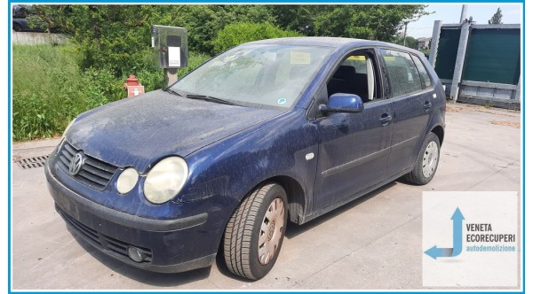 VOLKSWAGEN POLO 9N del 2002 parti usate e ricambi - Tipo Motore AZQ