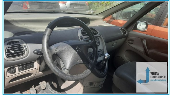 CITROEN XSARA PICASSO  del 2004 parti usate e ricambi - Tipo Motore NFV