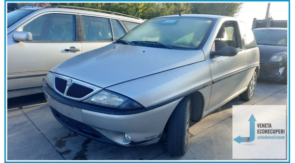LANCIA Y  del 1997 parti usate e ricambi