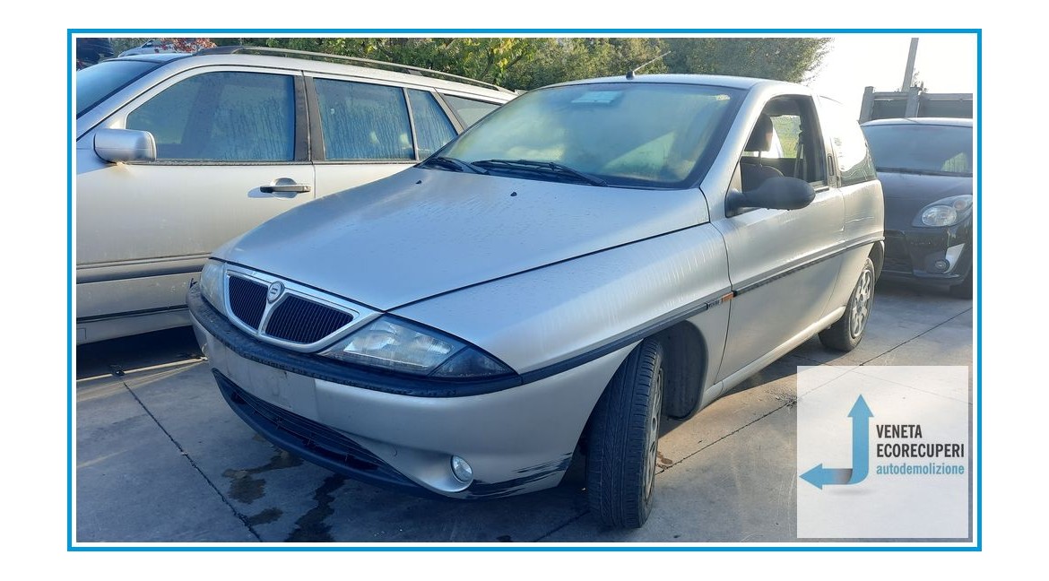LANCIA Y  del 1997 parti usate e ricambi