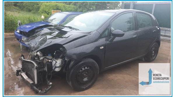 FIAT PUNTO EVO 3J del 2011 parti usate e ricambi - Tipo Motore 199B1000