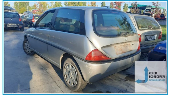 LANCIA Y  del 1997 parti usate e ricambi