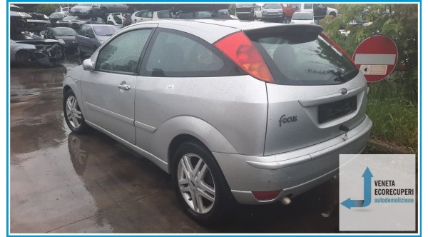 FORD FOCUS CAK del 2003 parti usate e ricambi - Tipo Motore F9DA