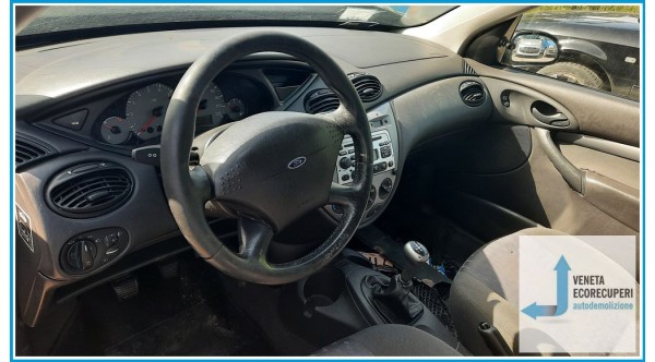 FORD FOCUS CAK del 2000 parti usate e ricambi - Tipo Motore FYDA