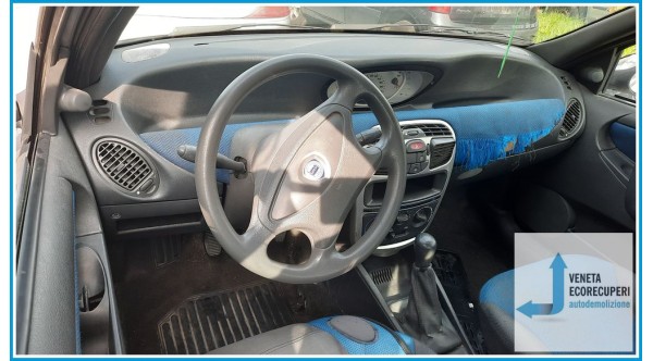 LANCIA Y  del 1999 parti usate e ricambi