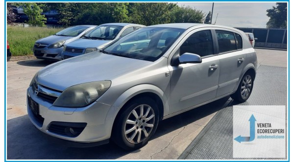 OPEL ASTRA A04 del 2007 parti usate e ricambi - Tipo Motore Z16XEP