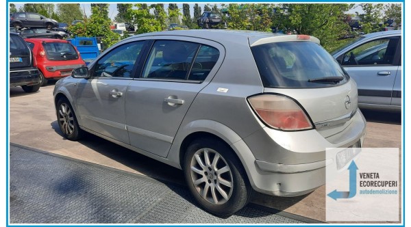 OPEL ASTRA A04 del 2007 parti usate e ricambi - Tipo Motore Z16XEP