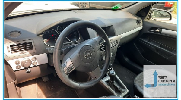 OPEL ASTRA A04 del 2007 parti usate e ricambi - Tipo Motore Z16XEP