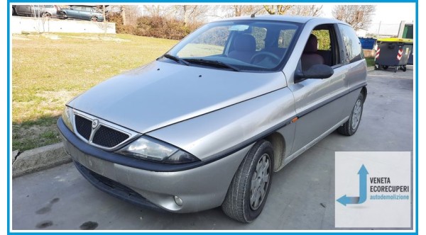 LANCIA Y  del 1997 parti usate e ricambi