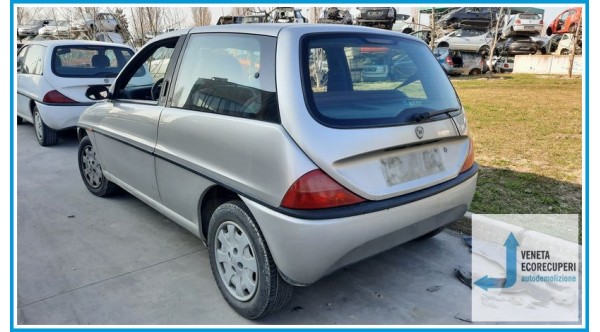 LANCIA Y  del 1997 parti usate e ricambi