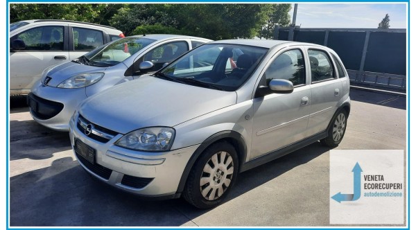 OPEL CORSA X01 del 2004 parti usate e ricambi - Tipo Motore Z12XE