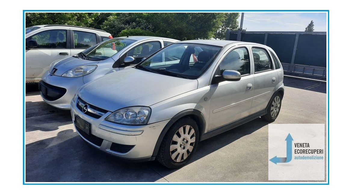 OPEL CORSA X01 del 2004 parti usate e ricambi - Tipo Motore Z12XE