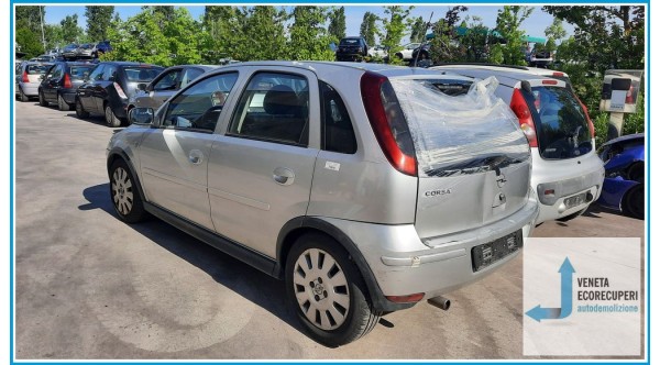 OPEL CORSA X01 del 2004 parti usate e ricambi - Tipo Motore Z12XE