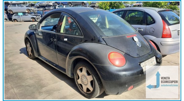VOLKSWAGEN NEW BEETLE 1C del 2001 parti usate e ricambi - Tipo Motore AQY