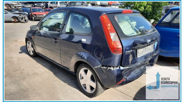 FORD FIESTA CBK del 2004 parti usate e ricambi - Tipo Motore FUJA