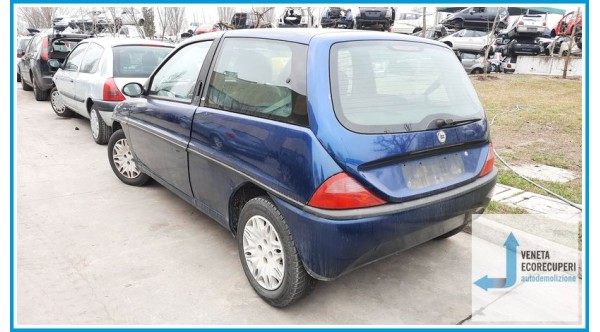LANCIA Y  del 2000 parti usate e ricambi