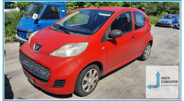 PEUGEOT 107  del 2009 parti usate e ricambi - Tipo Motore 1KR
