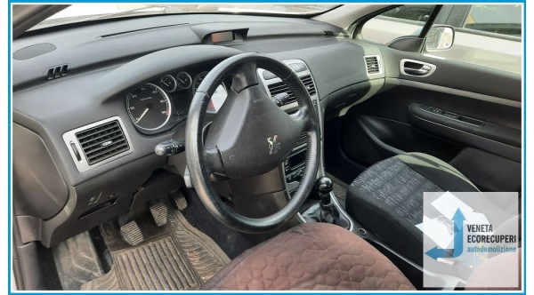 PEUGEOT 307  del 2002 parti usate e ricambi - Tipo Motore RHS