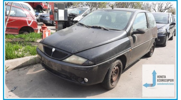 LANCIA Y  del 2000 parti usate e ricambi