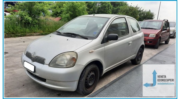 TOYOTA YARIS JPP del 1999 parti usate e ricambi - Tipo Motore 1SZFE