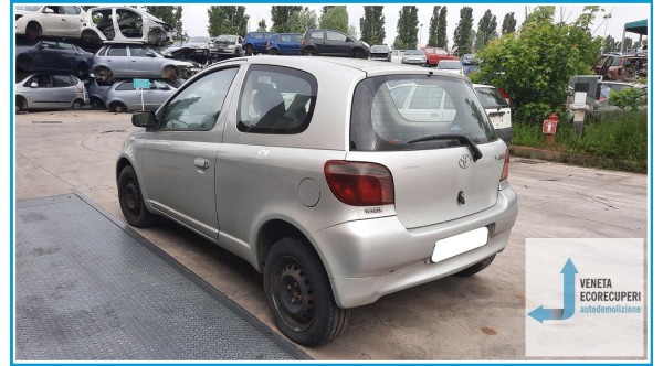 TOYOTA YARIS JPP del 1999 parti usate e ricambi - Tipo Motore 1SZFE