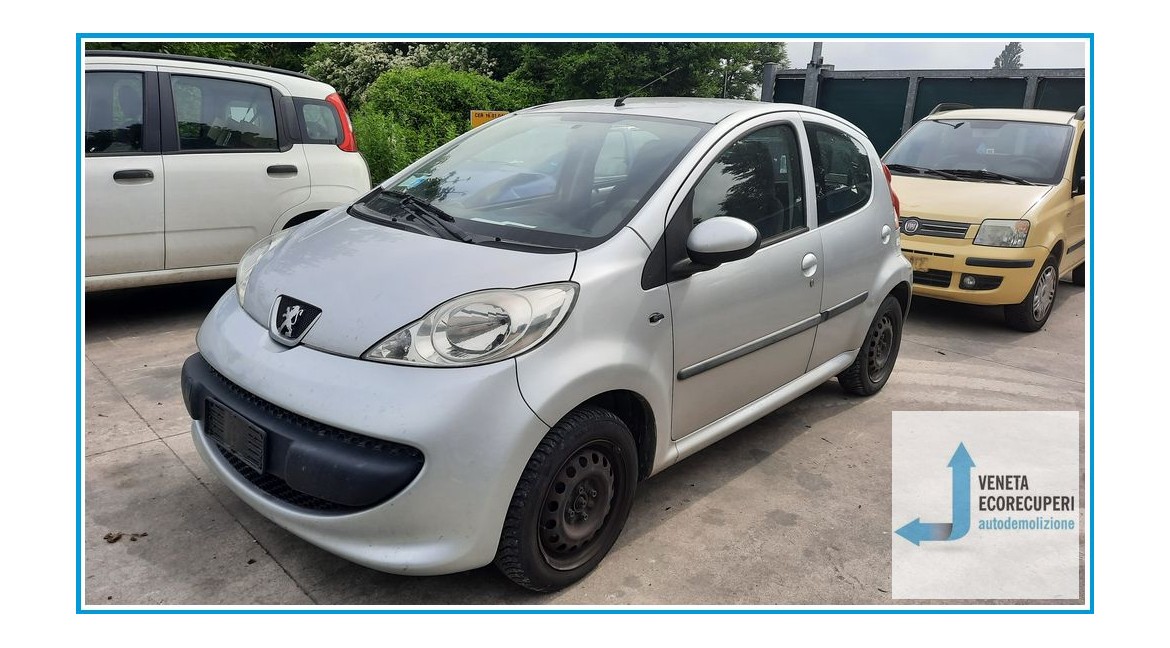 PEUGEOT 107  del 2006 parti usate e ricambi - Tipo Motore 1KR