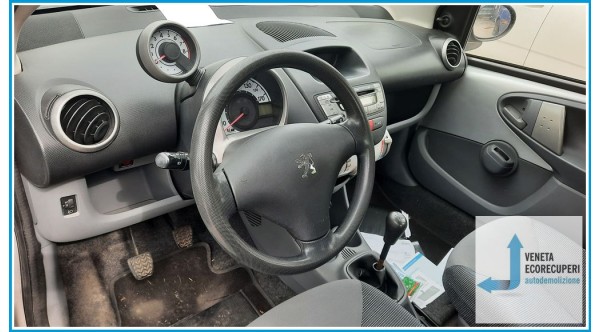 PEUGEOT 107  del 2006 parti usate e ricambi - Tipo Motore 1KR