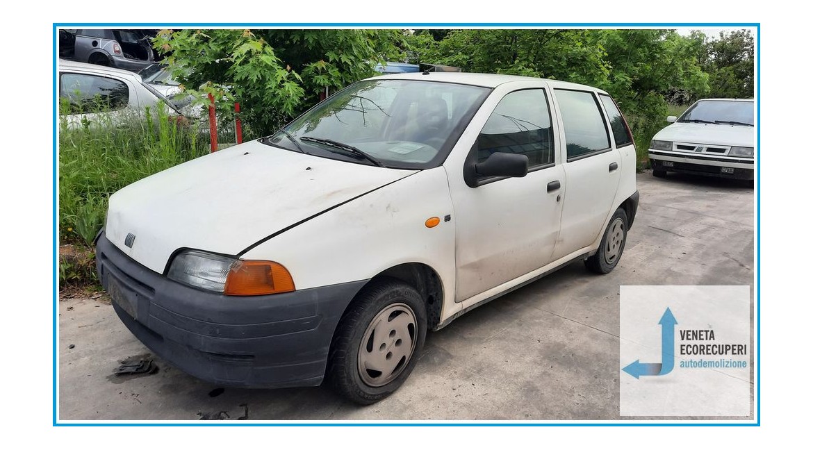 FIAT PUNTO 1a Serie  del 1995 parti usate e ricambi - Tipo Motore 176B2000