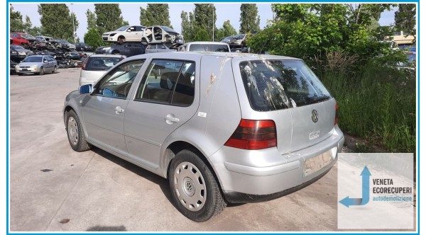 VOLKSWAGEN GOLF 1J del 2002 parti usate e ricambi - Tipo Motore ASZ