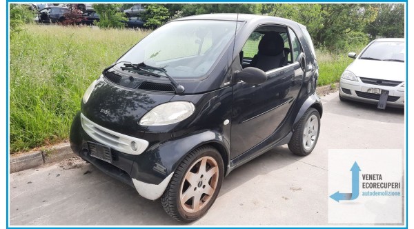 SMART COUPE' C450 del 2001 parti usate e ricambi - Tipo Motore 13