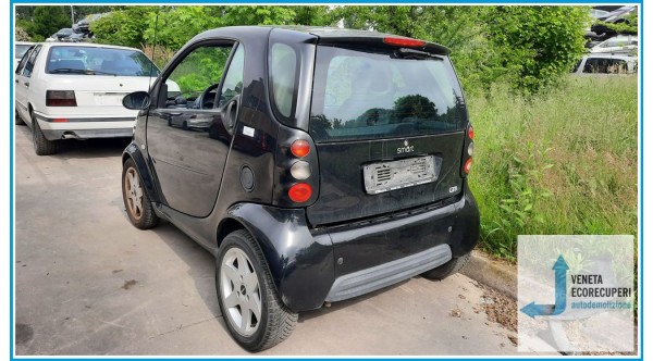 SMART COUPE' C450 del 2001 parti usate e ricambi - Tipo Motore 13