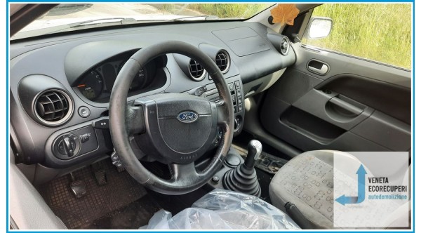 FORD FIESTA CBK del 2003 parti usate e ricambi - Tipo Motore FUJA