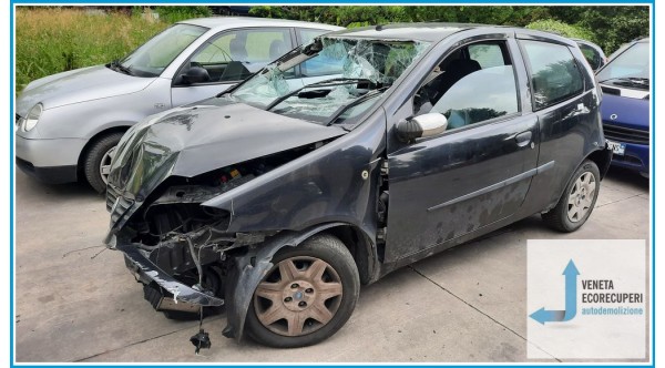 FIAT PUNTO 2U del 2005 parti usate e ricambi - Tipo Motore 188A9000