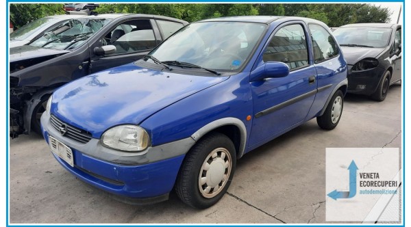 OPEL CORSA X01 del 2000 parti usate e ricambi - Tipo Motore X10XE