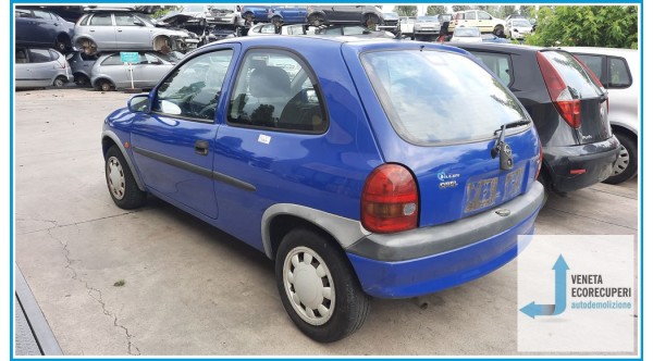 OPEL CORSA X01 del 2000 parti usate e ricambi - Tipo Motore X10XE