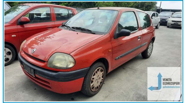 RENAULT CLIO 2a Serie  del 1999 parti usate e ricambi - Tipo Motore D7FD7