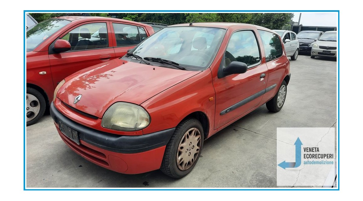 RENAULT CLIO 2a Serie  del 1999 parti usate e ricambi - Tipo Motore D7FD7
