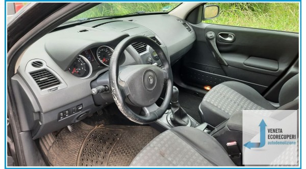 RENAULT MEGANE 2a Serie  del 2007 parti usate e ricambi - Tipo Motore K4MD8