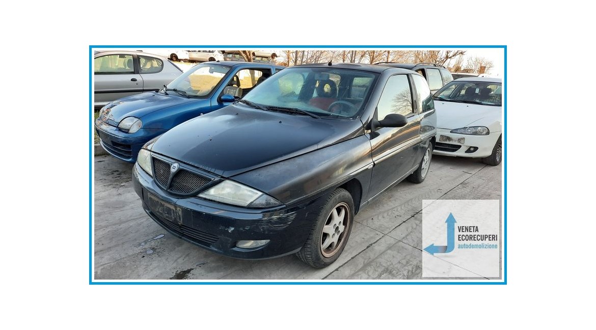LANCIA Y  del 2002 parti usate e ricambi