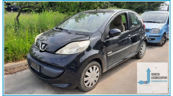 PEUGEOT 107  del 2007 parti usate e ricambi - Tipo Motore 1KR
