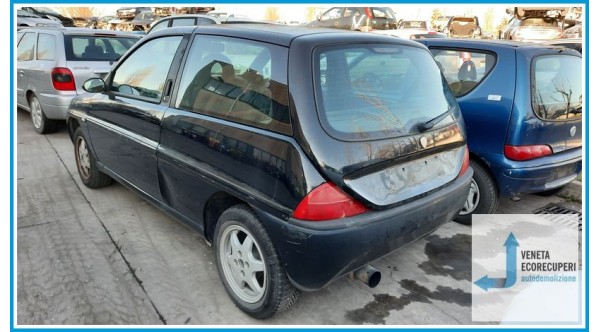 LANCIA Y  del 2002 parti usate e ricambi