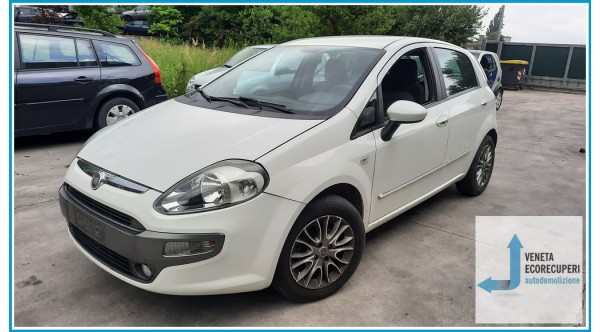 FIAT PUNTO EVO 3J del 2011 parti usate e ricambi - Tipo Motore 199A9000