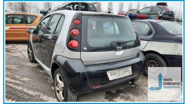 SMART FORFOUR W454 del 2006 parti usate e ricambi