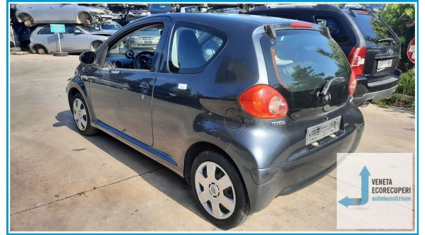 TOYOTA AYGO 1a Serie  del 2005 parti usate e ricambi - Tipo Motore 1KRFE