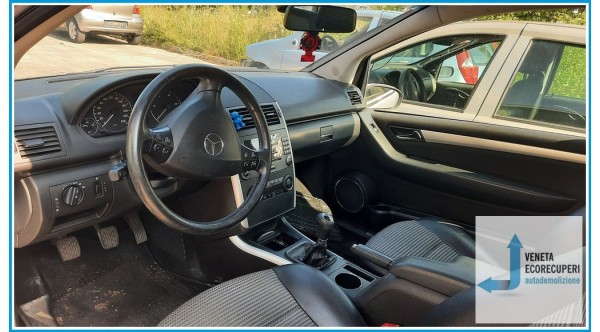 MERCEDES-BENZ Classe A W/C169 del 2005 parti usate e ricambi - Tipo Motore 640941