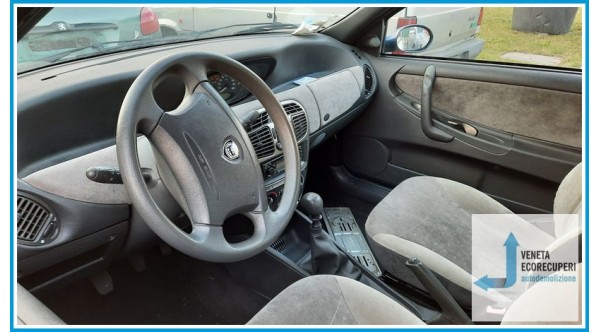 LANCIA Y  del 2003 parti usate e ricambi
