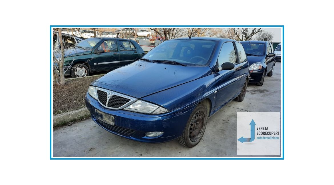 LANCIA Y  del 2002 parti usate e ricambi