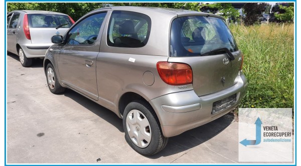 TOYOTA YARIS FRP del 2004 parti usate e ricambi - Tipo Motore 1SZFE