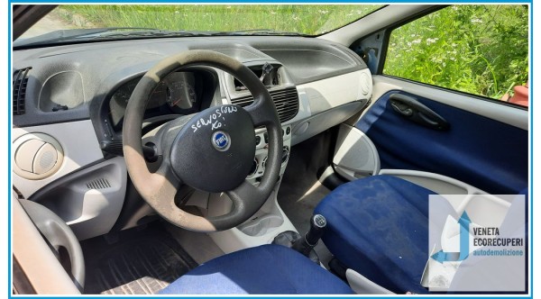 FIAT PUNTO 2U del 2004 parti usate e ricambi - Tipo Motore 188A9000