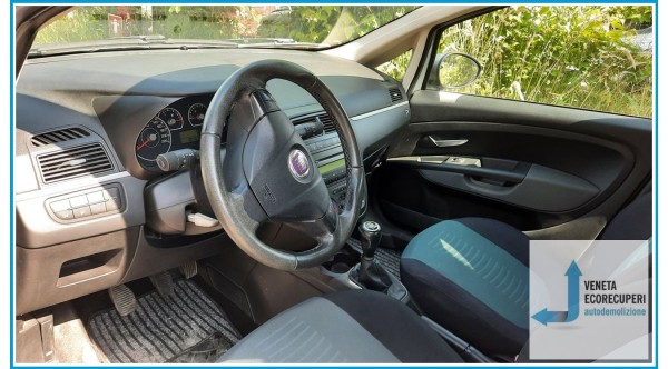 FIAT GRANDE PUNTO 2Y del 2007 parti usate e ricambi - Tipo Motore 199A2000